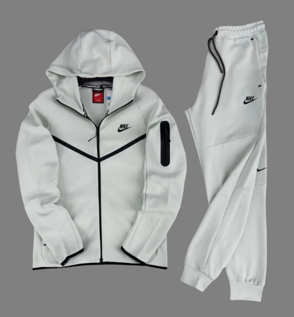 Trening bărbătesc Nike Tech Fleece, verde pastel deschis Model 2024. Calitate premium.