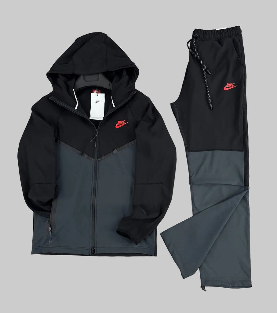 Trening bărbați Nike, în culoare neagră și antracit