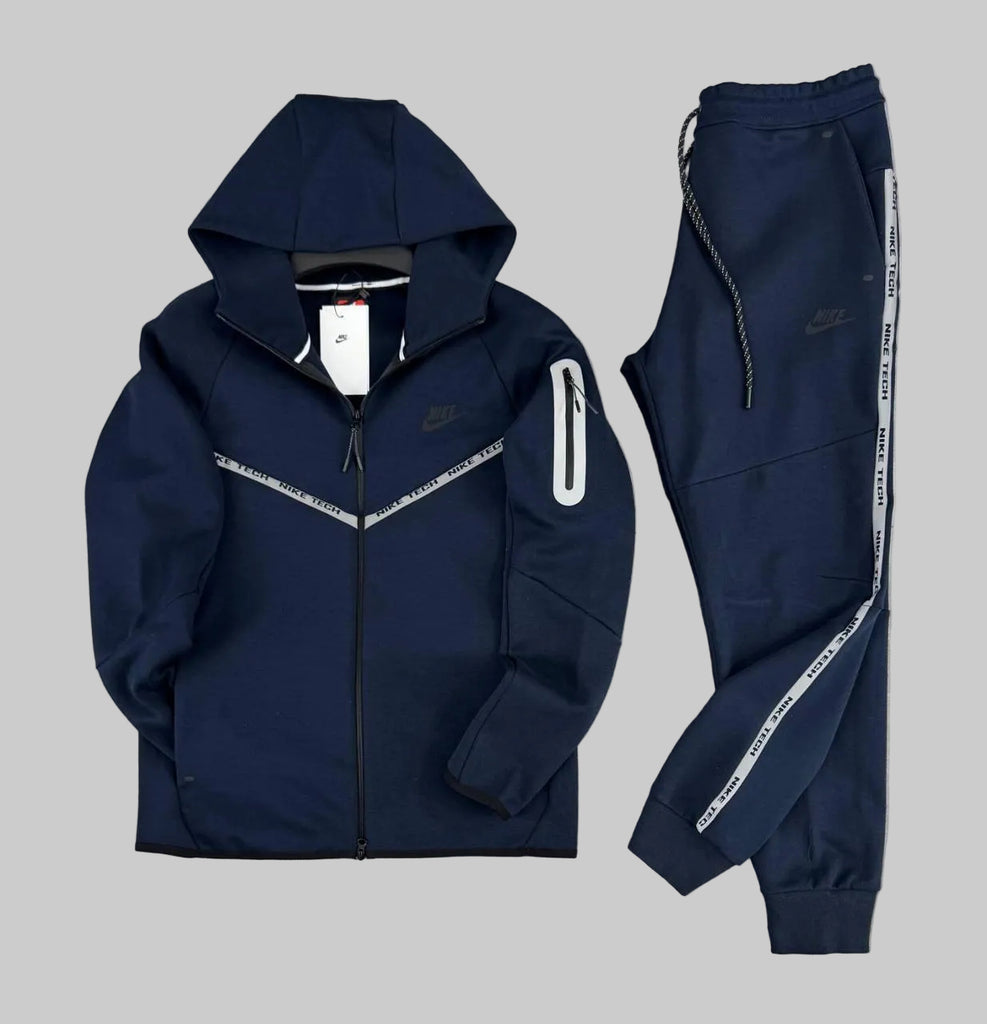 Trening Nike Tech Fleece pentru bărbați, albastru închis, cu dungi reflectorizante și buzunar pe mânecă