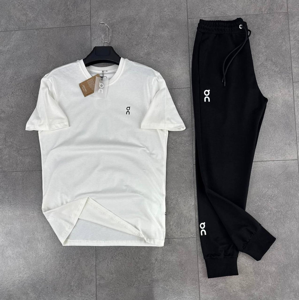 Compleu bărbătesc On, tricou ecru și pantaloni lungi negri