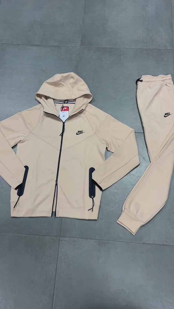 Trening Nike Tech Fleece pentru bărbați, bej. 2023. Calitate premium