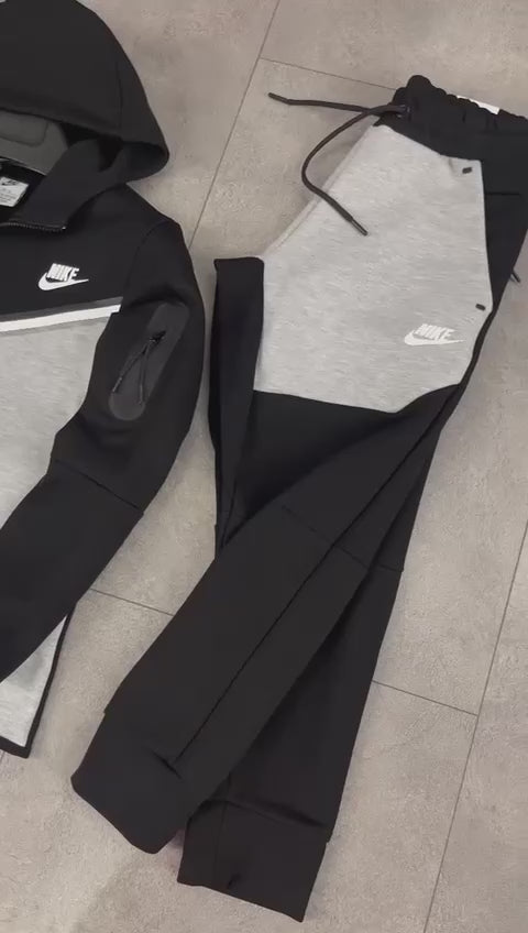 Trening Nike Tech Fleece pentru copii, negru-gri. Calitate premium
